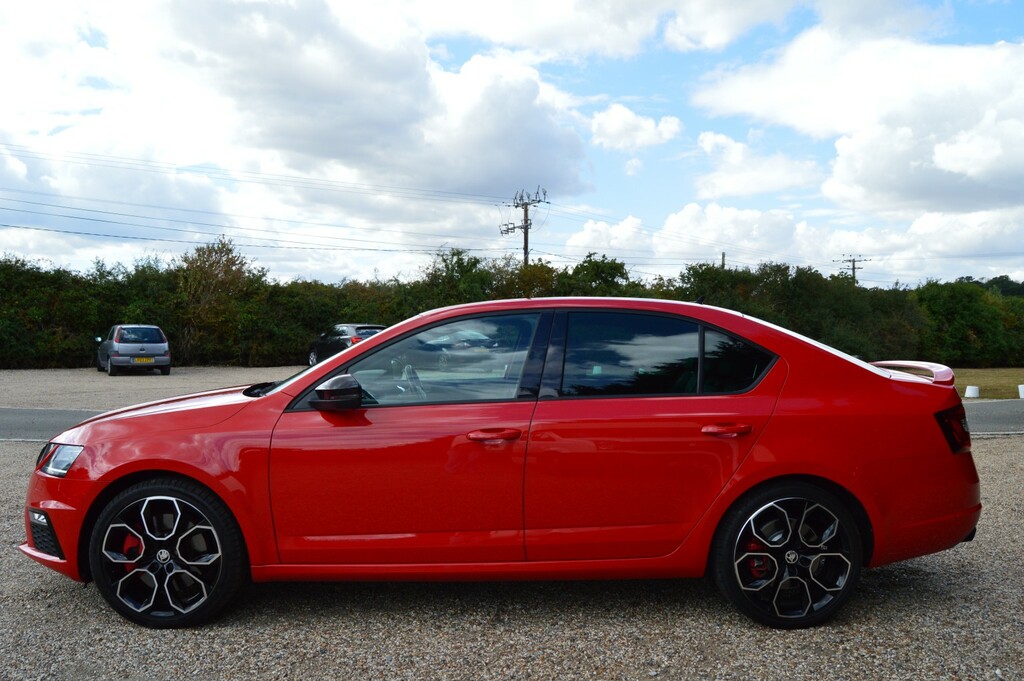 Skoda Octavia Hatchback 2.0 Tsi Vrs 201818 Red #4