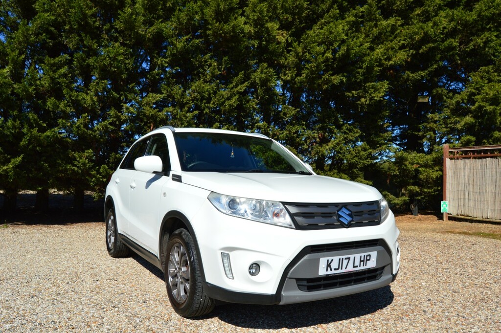 Suzuki Vitara Suv 1.6 Sz4 201717 KJ17LHP White