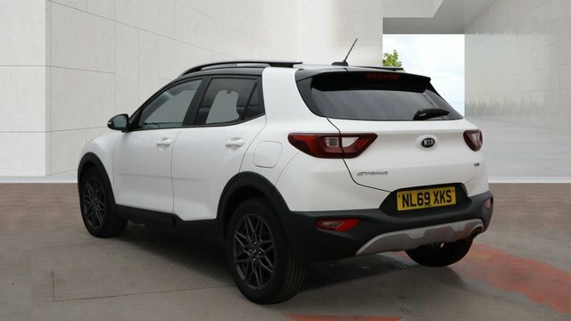 Kia Stonic T-gdi Maxx Suv NL69XKS White #2