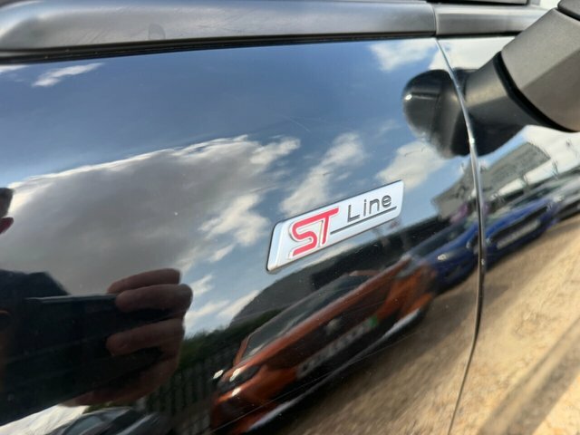 Ford Fiesta Ecoboost St-line Hatchback T18HDL Black #4