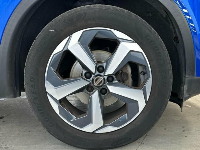 Nissan Qashqai 1.3 Dig-t Mh 158 N-connecta Glass Rf Xtronic  #4