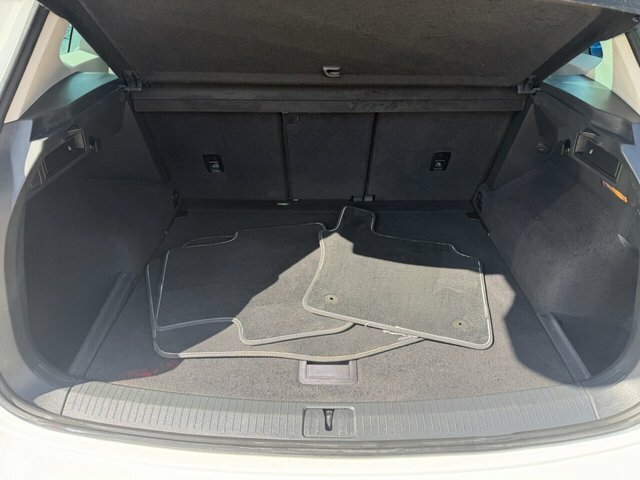 Volkswagen Tiguan Tsi Se Navigation Suv White #5