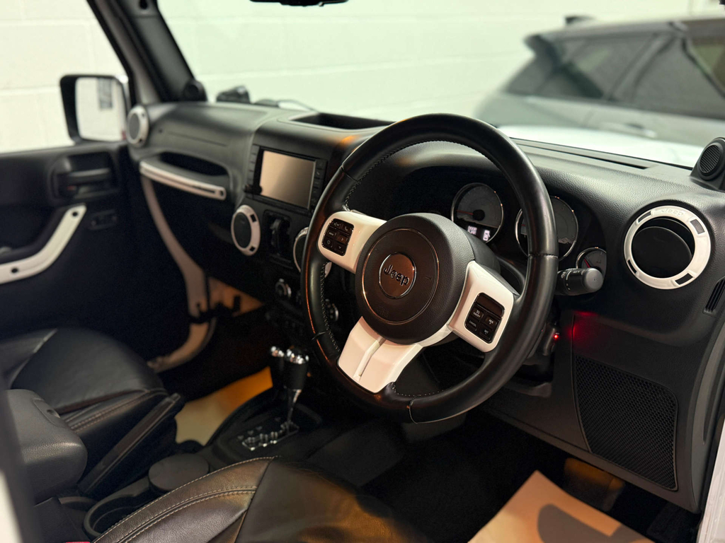 Jeep Wrangler 3.6L Null Black #16