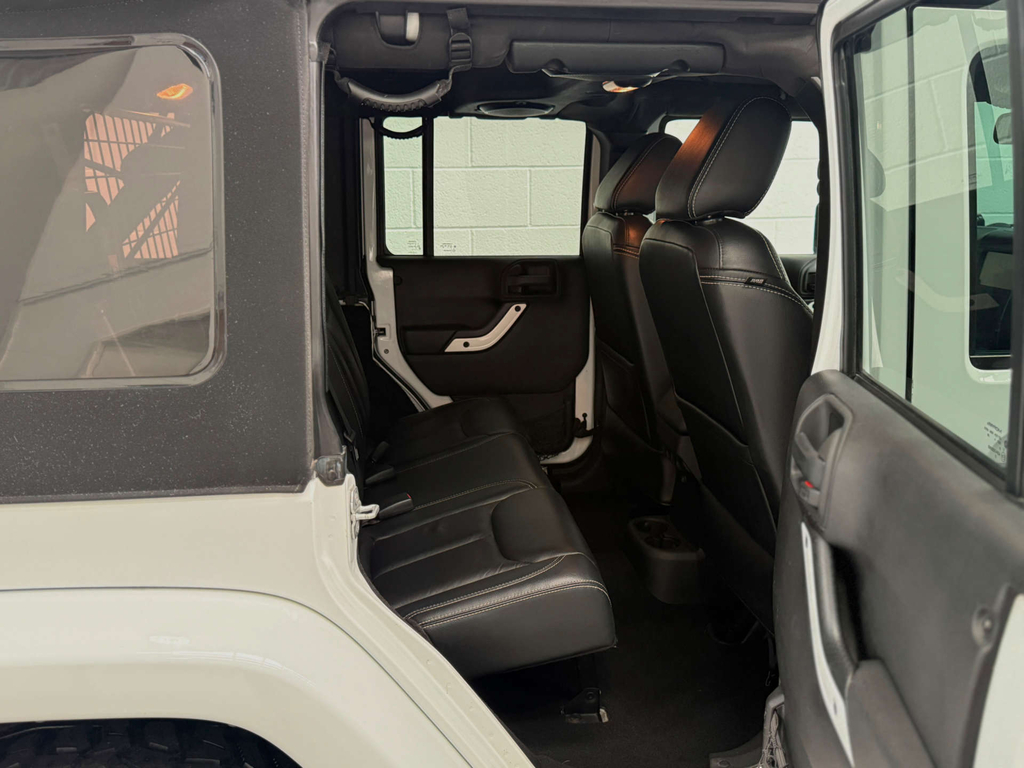 Jeep Wrangler 3.6L Null Black #21