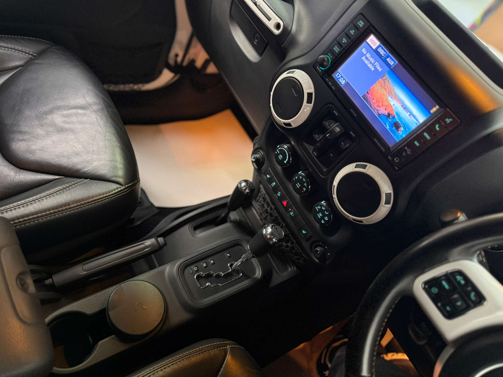 Jeep Wrangler 3.6L Null Black #22