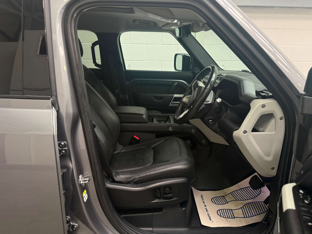 Land Rover Defender D240 Se 110 #19