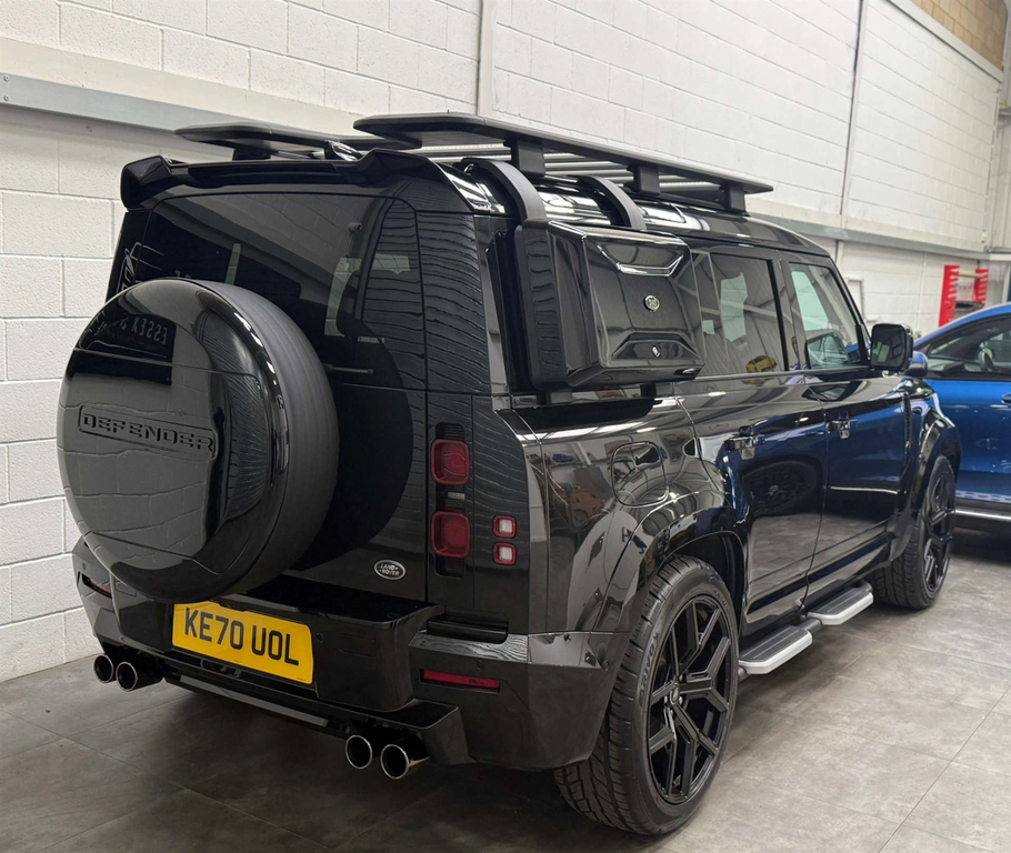 Land Rover Defender Se Black #6