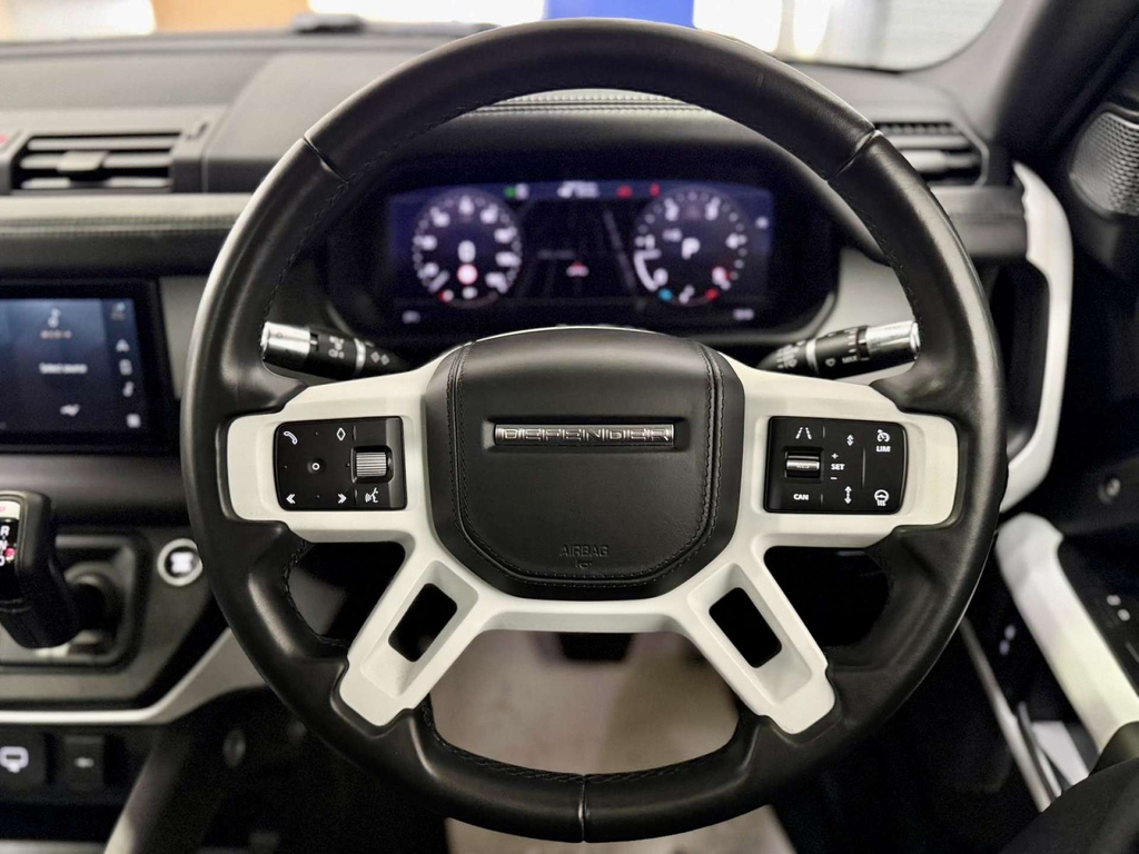 Land Rover Defender Se Black #18