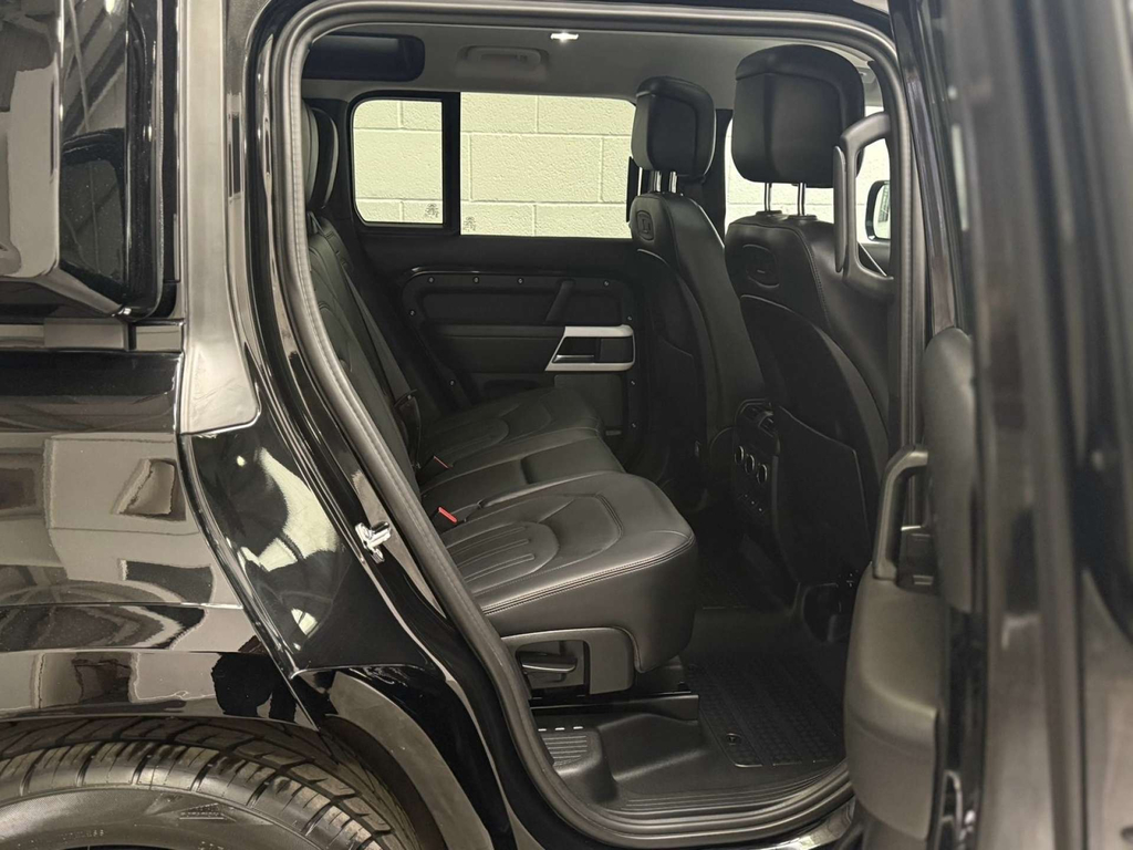 Land Rover Defender Se Black #25