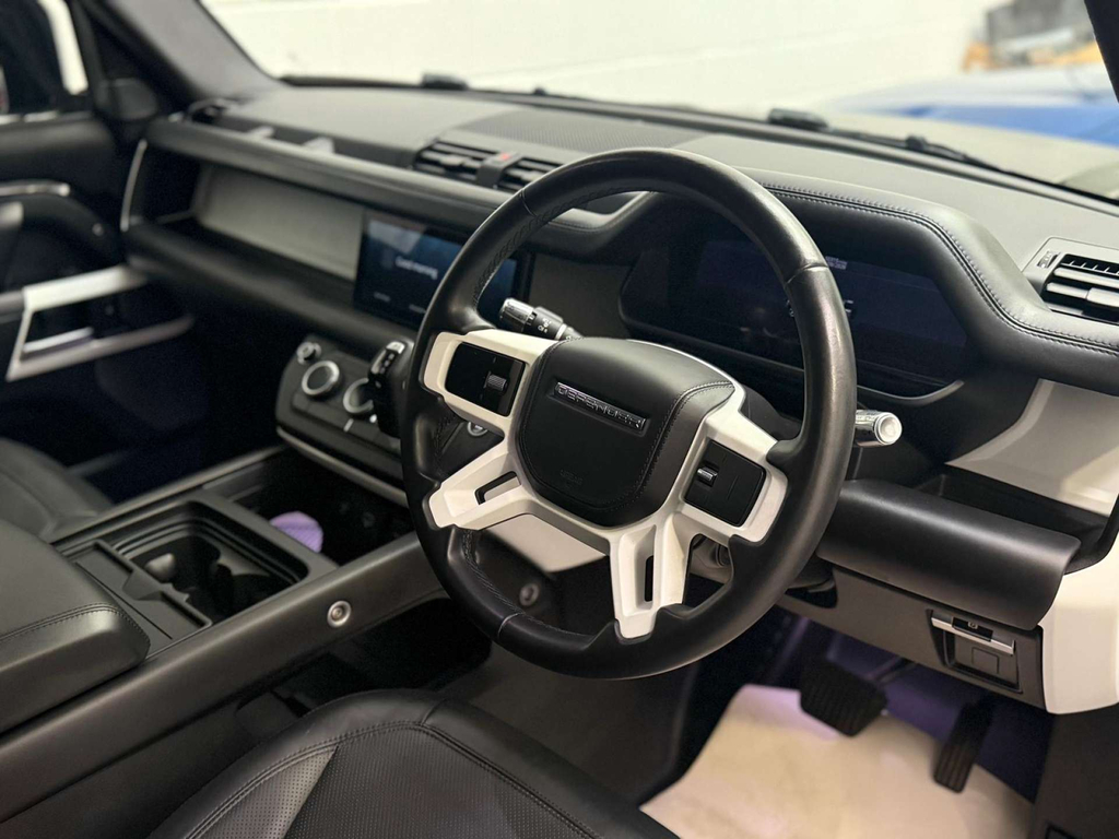 Land Rover Defender Se Black #19