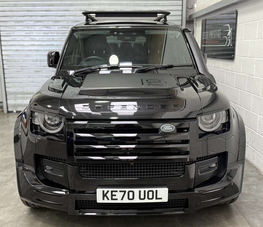 Land Rover Defender Se Black #2