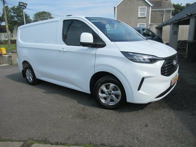 Ford Transit Custom 2L Limited White