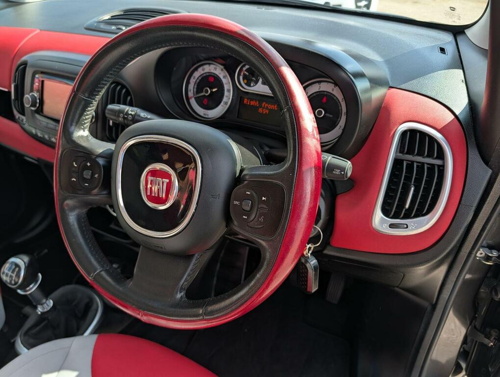 Fiat 500L Pop Star Red #10