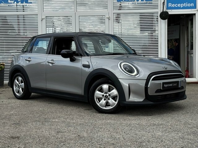 Mini Hatch 2023 1.5 Cooper Classic Hatchback Stept SB23KSY Silver