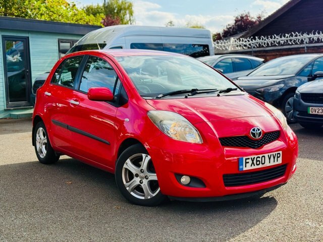 Toyota Yaris 1.33 Dual Vvt-i Tr Hatchback Eur Red