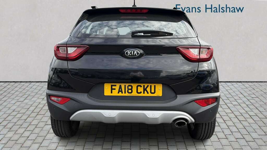 Kia Stonic 1.6 Crdi 2 2018 Black #5