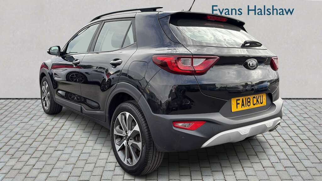 Kia Stonic 1.6 Crdi 2 2018 Black #4