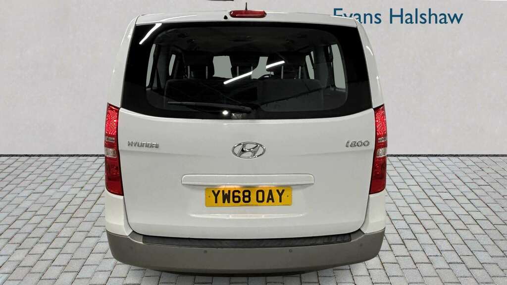 Hyundai I800 2.5 Crdi 170 Se 2019 YW68OAY White #5