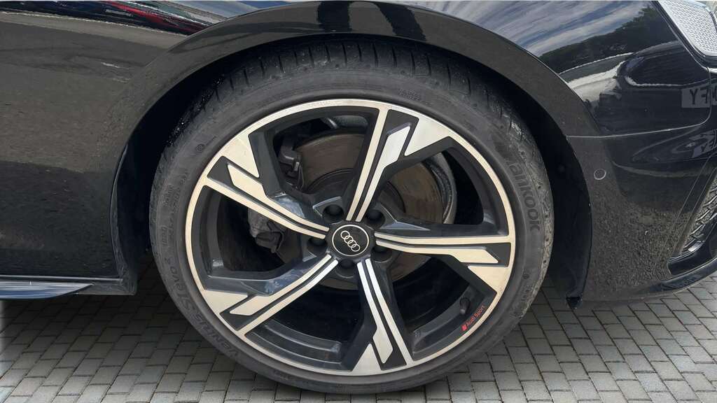 Audi A4 35 Tdi Black Edition S Tronic 2024 Black #6