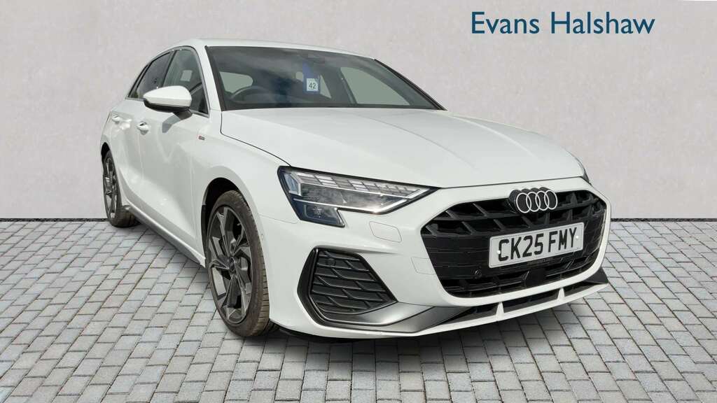 Audi A3 35 Tfsi S Line S Tronic 2025 CK25FMY White