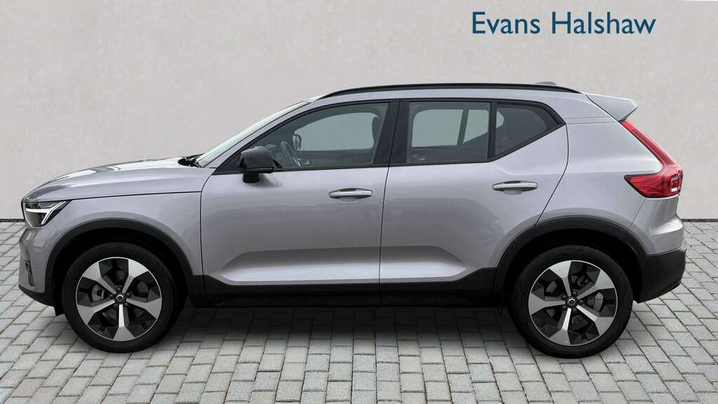 Volvo XC40 2.0 B4p Plus Dark 2025 PY25GBU Silver #4