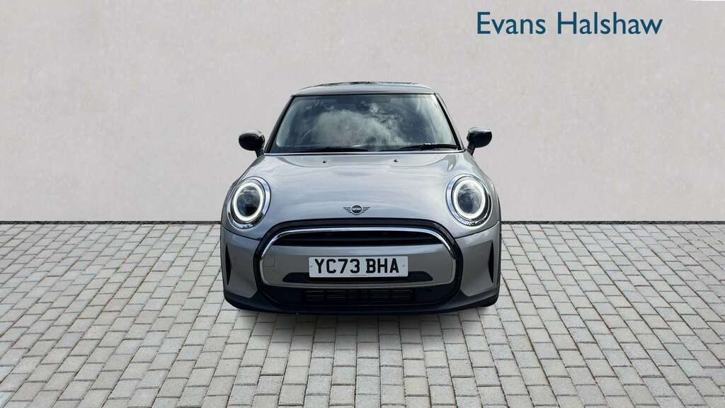 Mini Hatch 1.5 Cooper Classic 2023 YC73BHA Silver #2