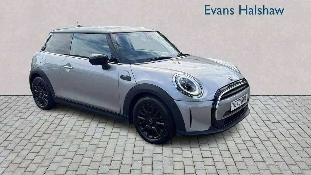 Mini Hatch 1.5 Cooper Classic 2023 YC73BHA Silver