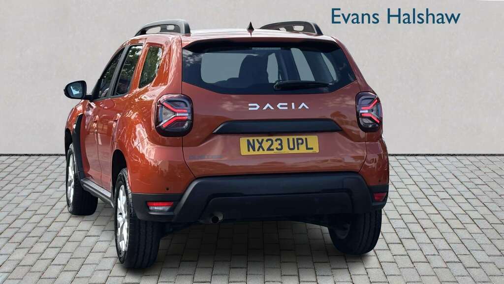 Dacia Duster 1.3 Tce 150 Expression Edc 2023 NX23UPL Orange #4