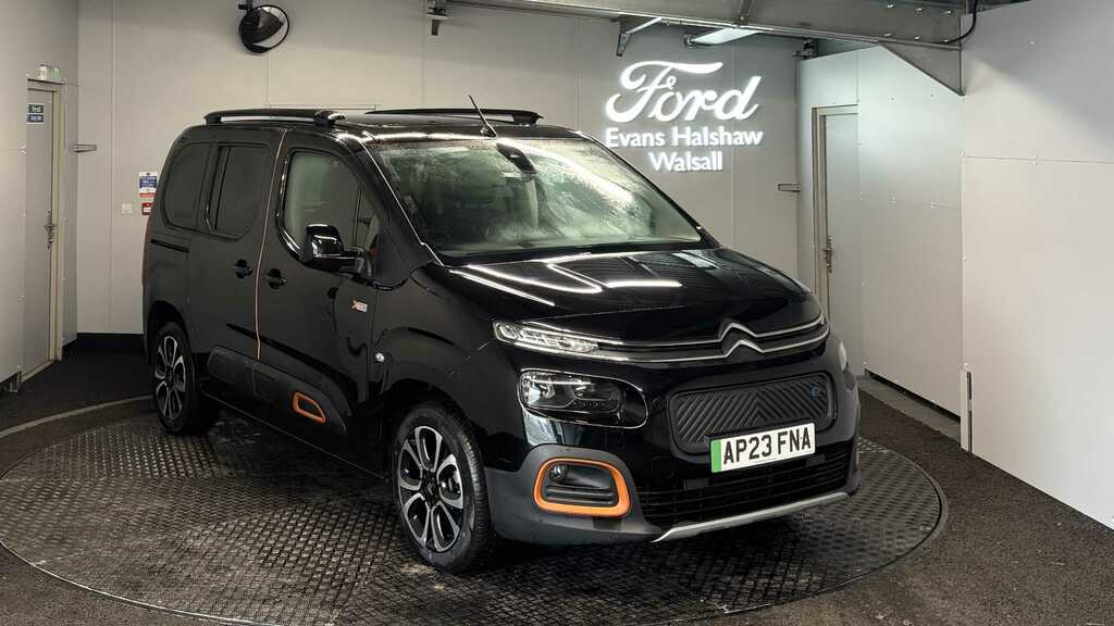 Citroen e-Berlingo 100Kw Flair Xtr M 50Kwh 2023 Black