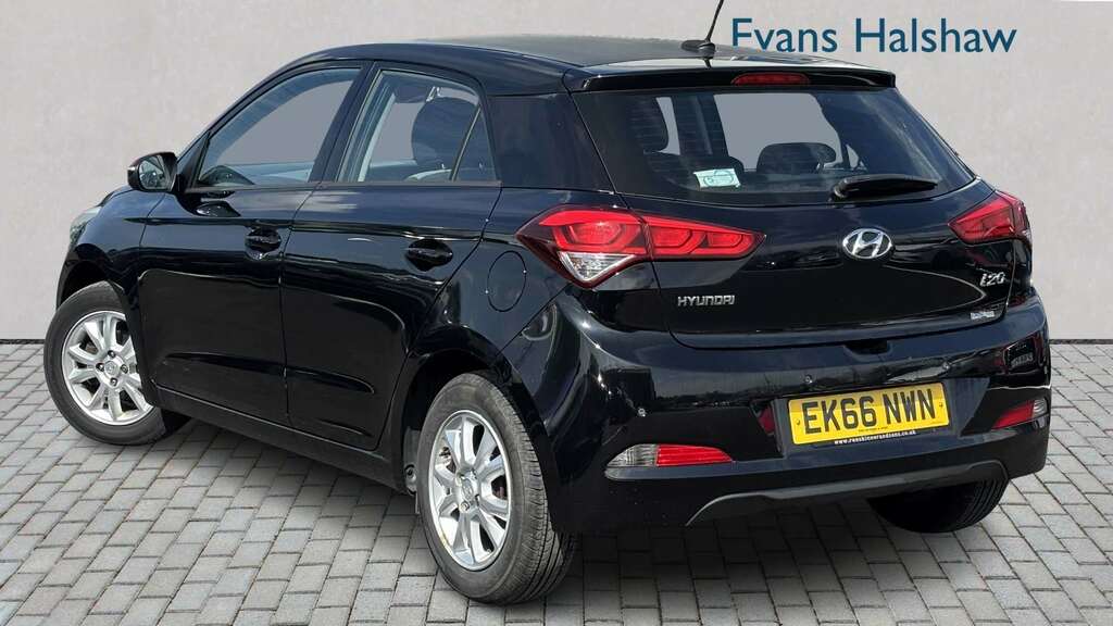 Hyundai I20 1.2 Se 2016 EK66NWN Black #2