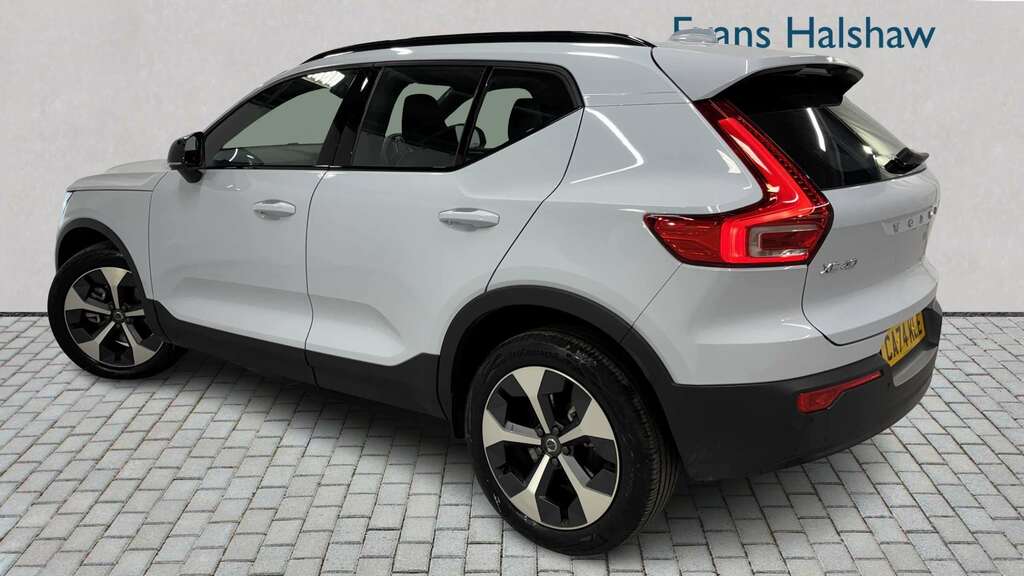 Volvo XC40 2.0 B4p Plus Dark 2024 Blue #2