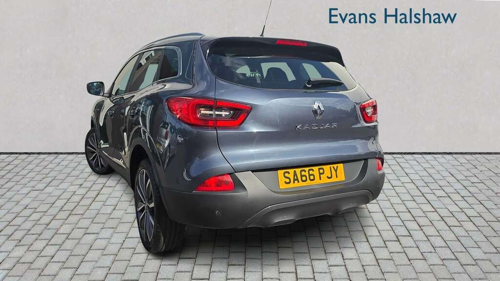 Renault Kadjar 1.6 Dci Signature Nav 2016 SA66PJY Grey #2