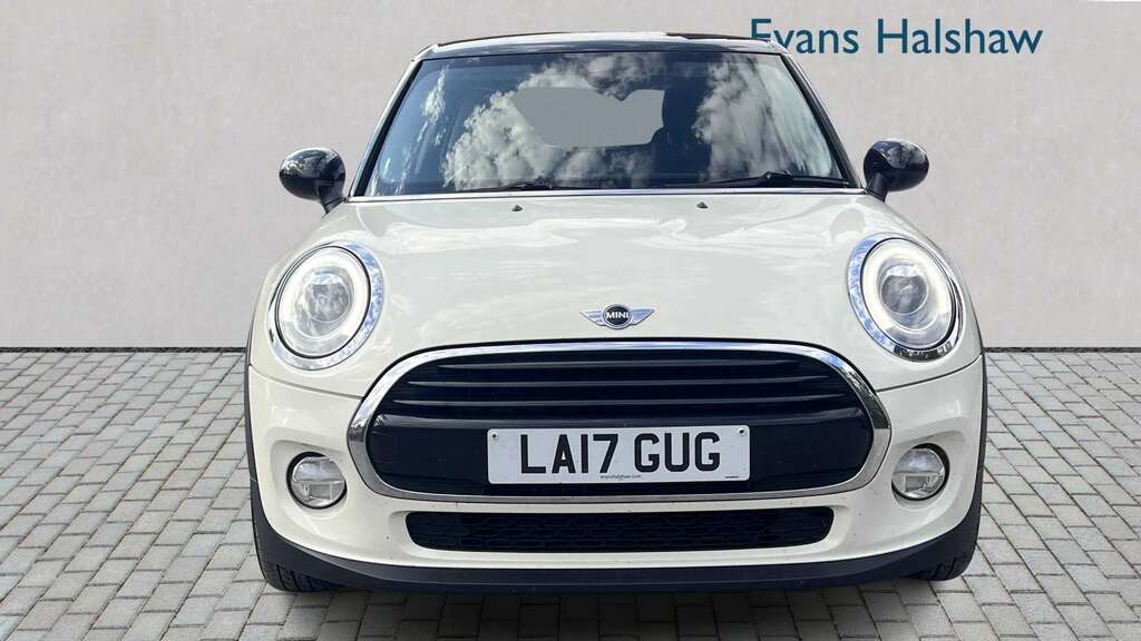 Mini Hatch 1.5 Cooper 2017 LA17GUG White #2