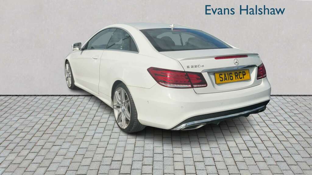 Mercedes-Benz E Class E220d Amg Line Edition 7G-tronic 2016 SA16RCP White #2