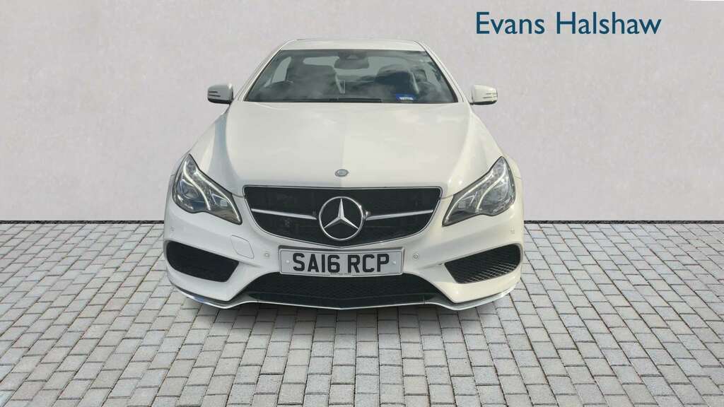 Mercedes-Benz E Class E220d Amg Line Edition 7G-tronic 2016 SA16RCP White #4