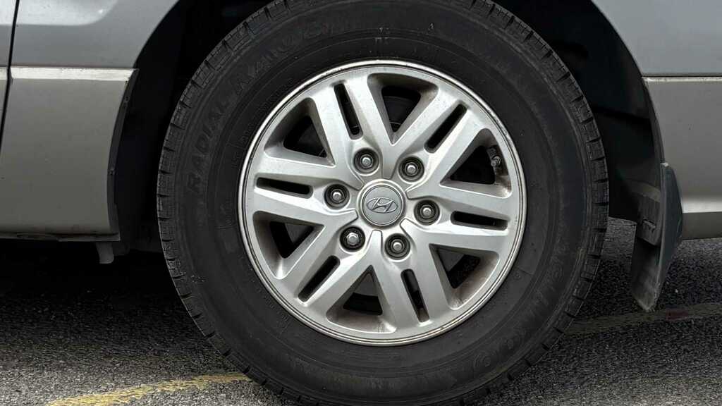 Hyundai I800 Mpv 2.5 Crdi Se Nav 201919 Black #7
