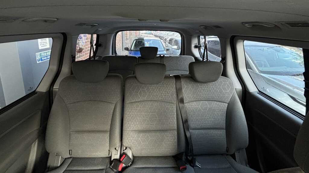 Hyundai I800 Mpv 2.5 Crdi Se Nav 201919 Black #11