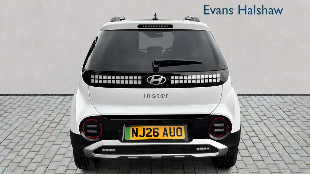 Hyundai Inster 85Kw 02 49Kwh 2026 NJ26AUO White #5