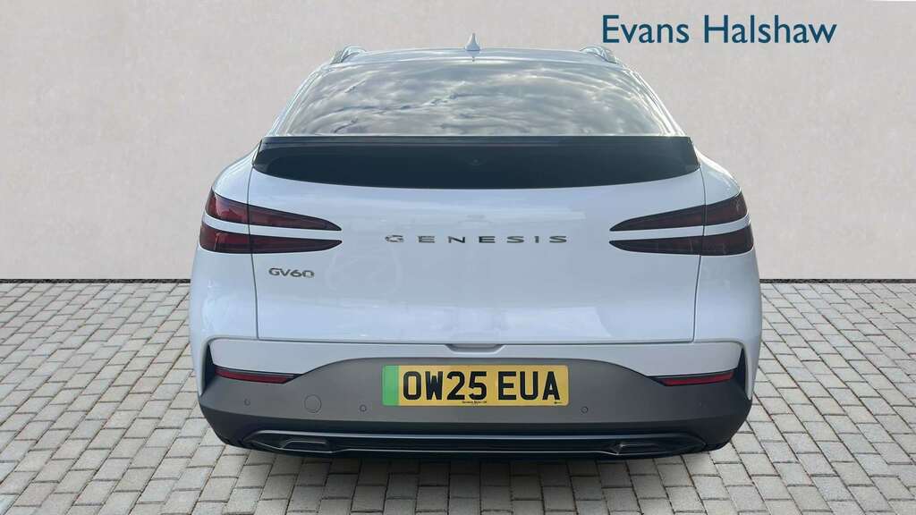 Genesis GV60 168Kw Premium 77.4Kwh Comfort 2025 White #5