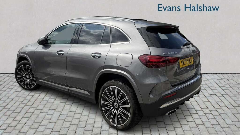 Mercedes-Benz GLA Class 250E Amg Line Premium Plus 2023 YK73OCH Grey #2