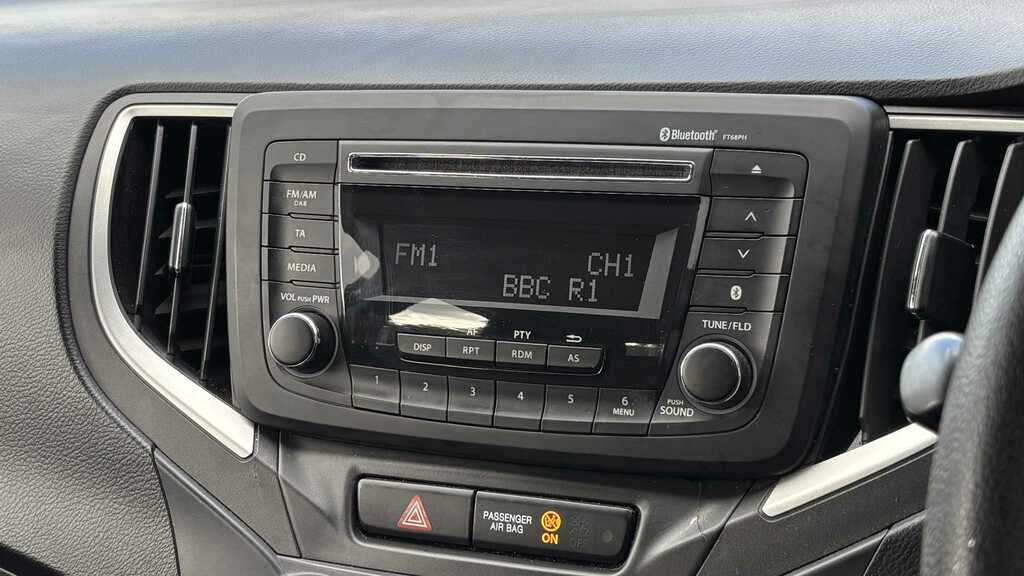 Suzuki Baleno Silver #13