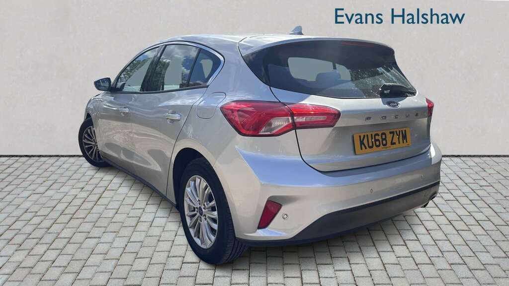 Ford Focus 1.0 Ecoboost 125 Titanium 2018 KU68ZYM Silver #2