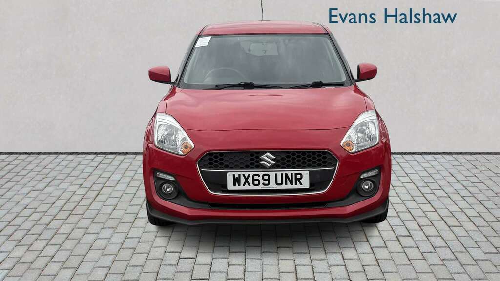 Suzuki Swift 1.2 Dualjet Attitude 2019 WX69UNR Red #4