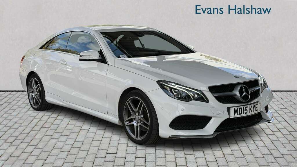 Mercedes-Benz E Class E220 Bluetec Amg Line 7G-tronic 2015 White