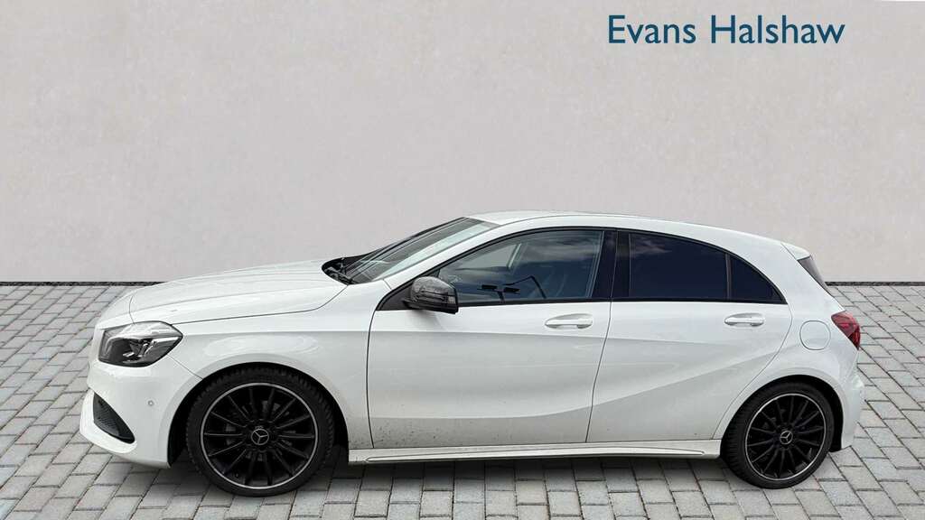 Mercedes-Benz A Class A200d Amg Line Premium 2017 LL17KLJ White #5