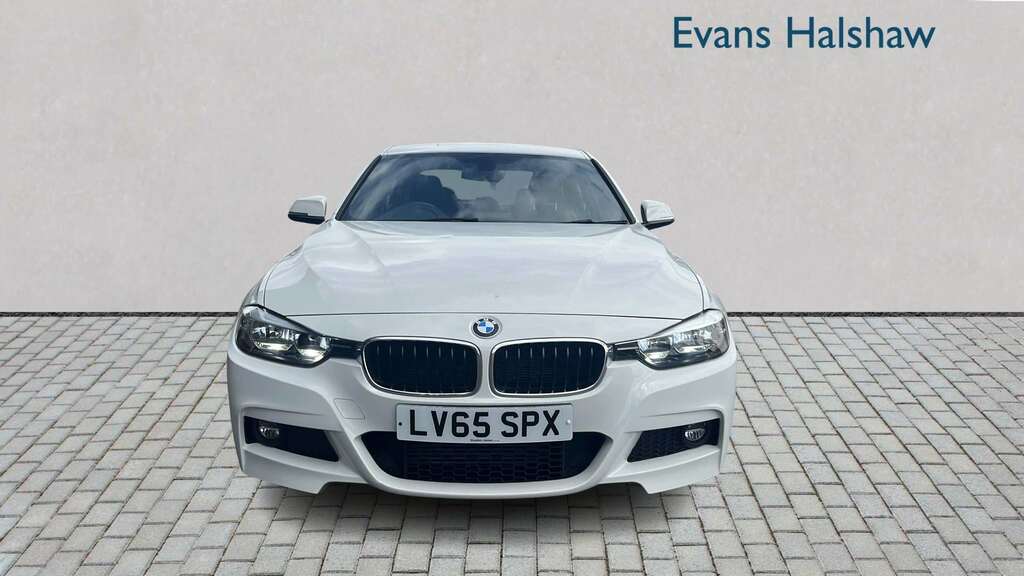 BMW 3 Series 320D M Sport 2015 LV65SPX White #2