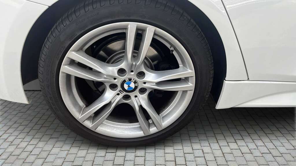 BMW 3 Series 320D M Sport 2015 LV65SPX White #6