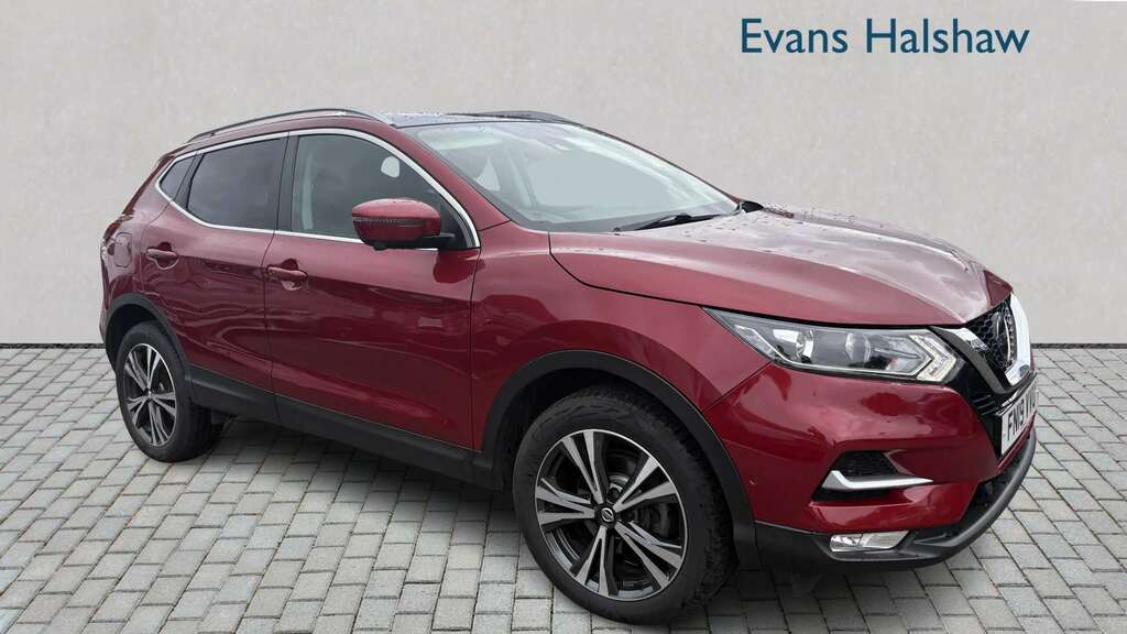Nissan Qashqai 1.3 Dig-t N-connecta 2019 Red