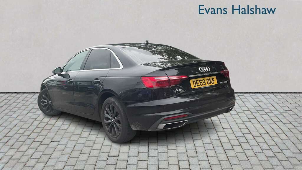 Audi A4 35 Tfsi Technik S Tronic 2020 DE69OKF Black #2