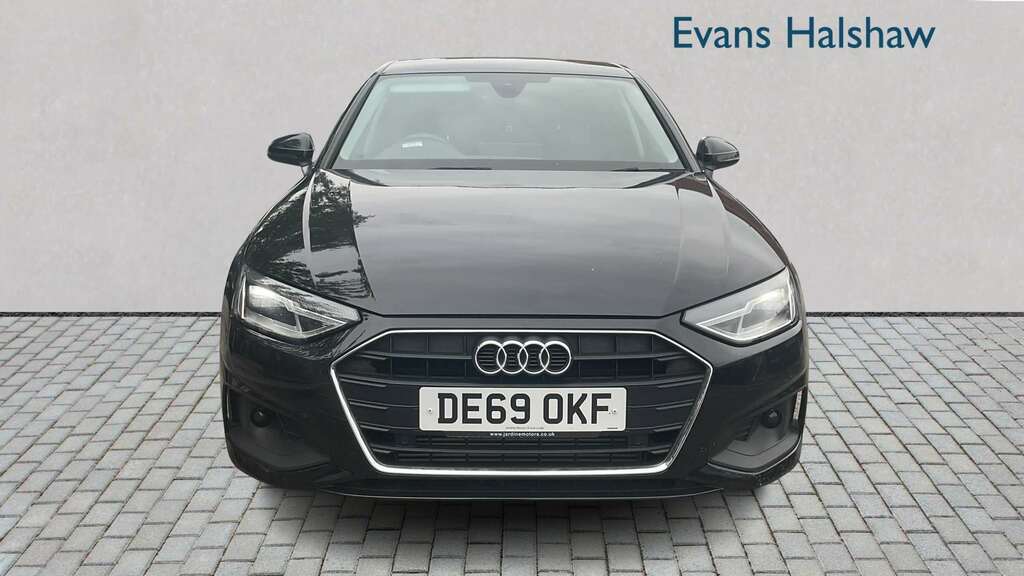 Audi A4 35 Tfsi Technik S Tronic 2020 DE69OKF Black #4